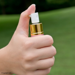 Bombe lacrymogène rouge à lèvres Sabre Red 2 en 1 - Spray au poivre 22 ml, traceur UV  DÉFENSE FEMME à 19,99 €
