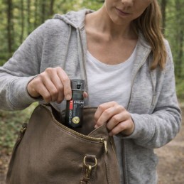 Bombe lacrymogène ASP Défender LE 1.4 OC MK3 - Stream  BOMBES LACRYMOGÈNES 63-75 ML à 25,00 €