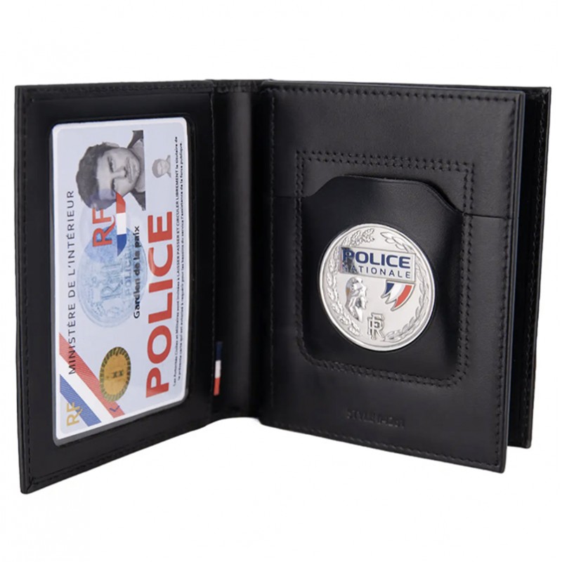 Porte carte médaille,carte de transport et cartes crédit GK PRO PORTE-MÉDAILLES à 35,50 €