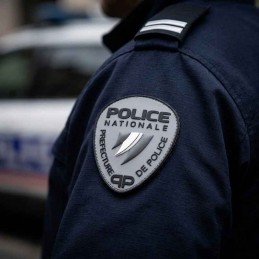 Patch PVC épaule 9 x 8 cm POLICE NATIONALE PP nouveau logo version nuit  BRASSARDS ET BANDEAUX à 5,00 €