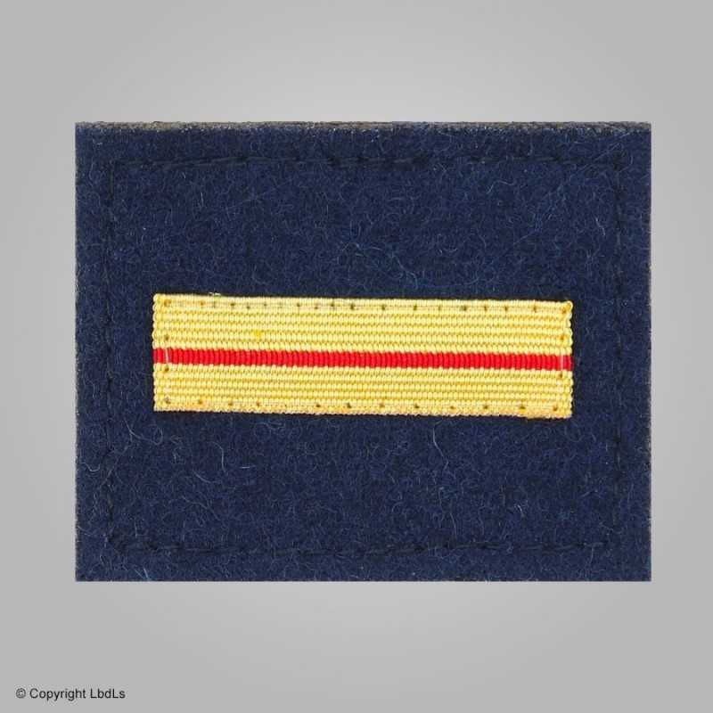 Grade de poitrine tissu Brigadier (jaune liseré rouge)  GRADES ET FOURREAUX à 2,10 €